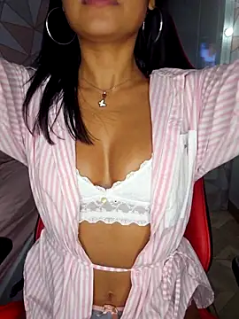 Snapshot of moreninhasilva chatting on 04/11/26, 07:45 moreninhasilva online show from 04/11/26, 07:45