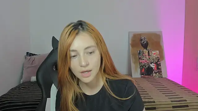 Snapshot of annie_mora chatting on 02/13/26, 01:34 annie mora online show from 02/13/26, 01:34