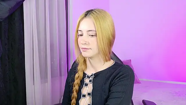 annie mora online show from 05/22/26, 01:46