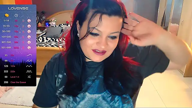 Ariellefoxy online show from 12/23/24, 10:12