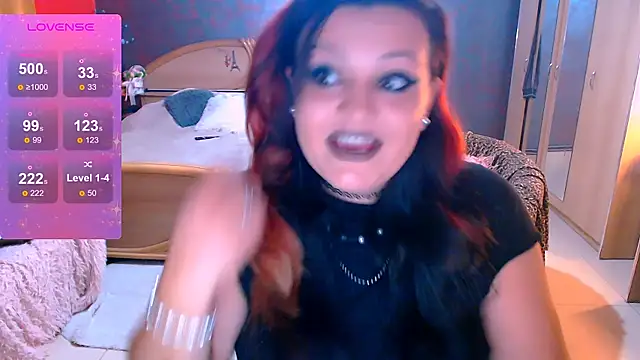 Ariellefoxy online show from 10/16/25, 07:04