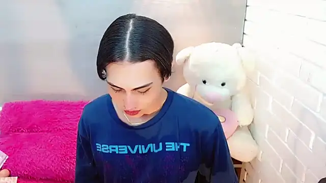 Snapshot of Daniela_Pink_ chatting on 10/25/25, 08:25 Daniela Pink online show from 10/25/25, 08:25