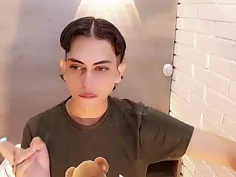 Snapshot of Daniela_Pink_ chatting on 01/11/26, 08:03 Daniela Pink online show from 01/11/26, 08:03