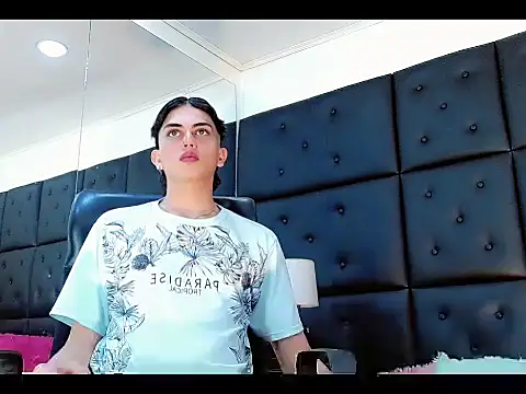 Snapshot of Daniela_Pink_ chatting on 02/04/26, 08:03 Daniela Pink online show from 02/04/26, 08:03