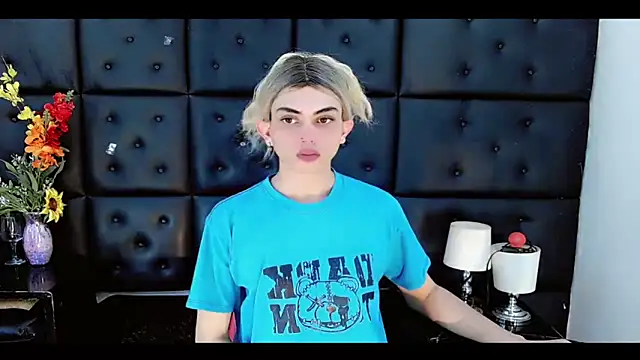 Snapshot of Daniela_Pink_ chatting on 02/23/26, 08:06 Daniela Pink online show from 02/23/26, 08:06