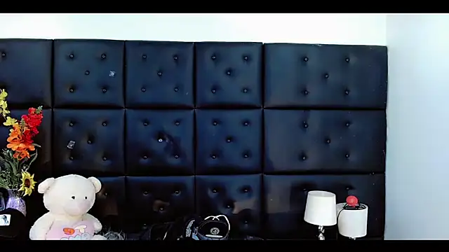 Snapshot of Daniela_Pink_ chatting on 02/24/26, 08:40 Daniela Pink online show from 02/24/26, 08:40