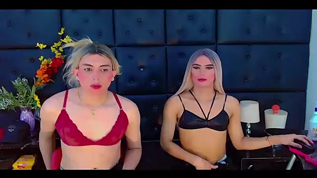 Snapshot of Daniela_Pink_ chatting on 03/10/26, 08:14 Daniela Pink online show from 03/10/26, 08:14