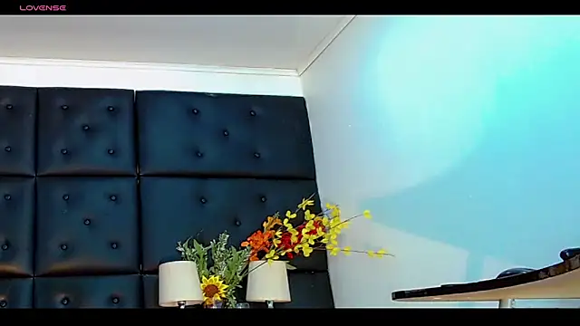 Daniela Pink  online show from 06/21/26, 08:11