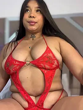 Snapshot of Bianca__69 chatting on 03/08/26, 03:32 Bianca 69 online show from 03/08/26, 03:32