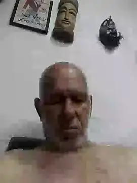 FabiQuilmes online show from 01/12/25, 12:07