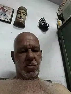 FabiQuilmes online show from 03/22/25, 01:32