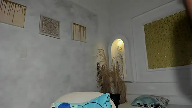 Tahira 21  online show from 10/07/25, 07:22