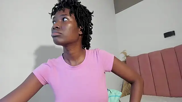 Tahira 21  online show from 11/26/25, 07:04