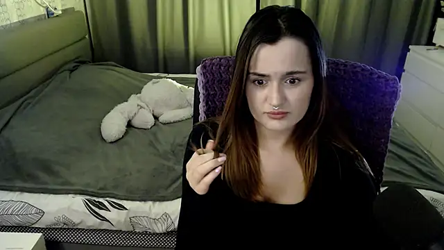 KiraYammy online show from 12/20/24, 01:25