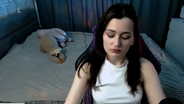 Snapshot of KiraYammy chatting on 03/16/26, 10:47 KiraYammy online show from 03/16/26, 10:47