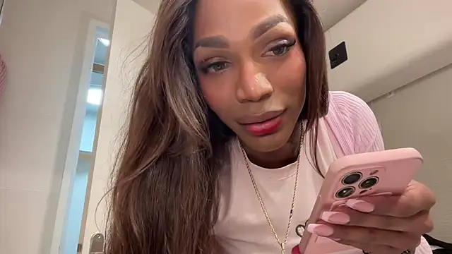 Snapshot of _lizsamantha chatting on 04/03/26, 07:23 lizsamantha online show from 04/03/26, 07:23