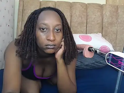 Snapshot of CarlaBeckky chatting on 03/13/25, 04:05 CarlaBeckky online show from 03/13/25, 04:05