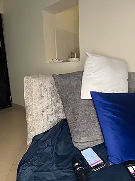 Snapshot of CarlaBeckky chatting on 10/06/25, 07:28 CarlaBeckky online show from 10/06/25, 07:28