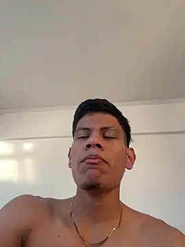 Snapshot of bbchocolate27 chatting on 03/13/26, 09:43 bbchocolate27 online show from 03/13/26, 09:43