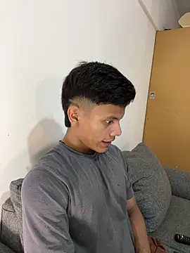 Snapshot of bbchocolate27 chatting on 04/01/26, 10:29 bbchocolate27 online show from 04/01/26, 10:29