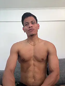 Snapshot of bbchocolate27 chatting on 04/12/26, 06:24 bbchocolate27 online show from 04/12/26, 06:24