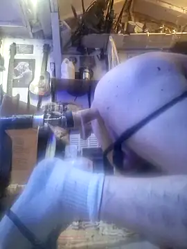 Snapshot of MagicAdmiralty5 chatting on 03/31/26, 10:10 MagicAdmiralty5 online show from 03/31/26, 10:10