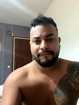 erick31jose online show from 12/05/25, 08:27