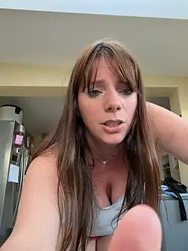 Snapshot of serenafr chatting on 07/23/26, 05:11 serenafr online show from 07/23/26, 05:11