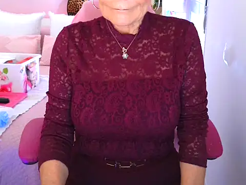 Snapshot of aubade246 chatting on 03/13/26, 12:01 aubade246 online show from 03/13/26, 12:01