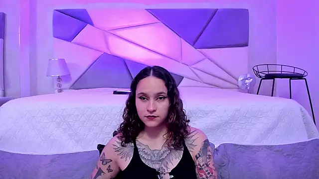 Snapshot of AnnyThompson_ chatting on 01/26/25, 12:58 AnnyThompson  online show from 01/26/25, 12:58