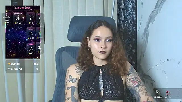 Snapshot of AnnyThompson_ chatting on 03/21/25, 12:18 AnnyThompson  online show from 03/21/25, 12:18