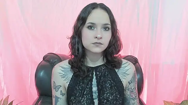Snapshot of AnnyThompson_ chatting on 04/26/26, 10:02 AnnyThompson online show from 04/26/26, 10:02