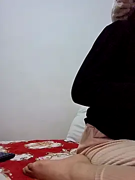Snapshot of altinya chatting on 05/07/26, 06:57 altinya online show from 05/07/26, 06:57