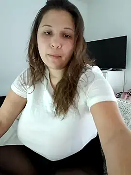 Snapshot of minette-sexy chatting on 01/24/25, 04:17 minette-sexy online show from 01/24/25, 04:17