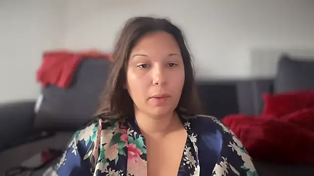 Snapshot of minette-sexy chatting on 09/10/25, 08:14 minette-sexy online show from 09/10/25, 08:14