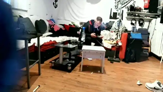 Snapshot of lukasdie chatting on 05/15/26, 03:52 lukasdie online show from 05/15/26, 03:52