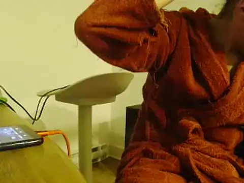 L0cKyseven77 online show from 01/30/25, 04:37