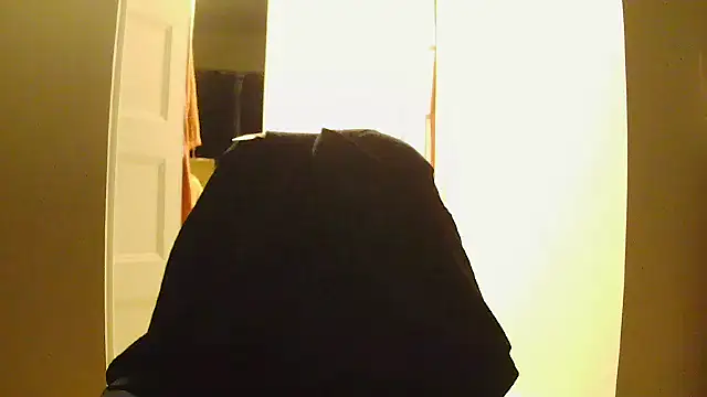 L0cKyseven77 online show from 10/04/25, 10:46