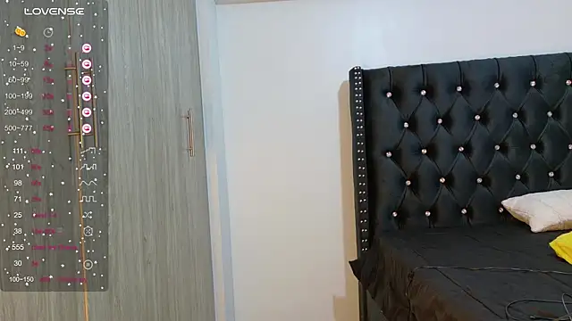 Snapshot of online_bestie chatting on 01/05/25, 09:37 online bestie online show from 01/05/25, 09:37