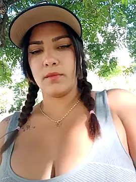 Snapshot of camiysebas21 chatting on 09/28/25, 07:52 camiysebas21 online show from 09/28/25, 07:52