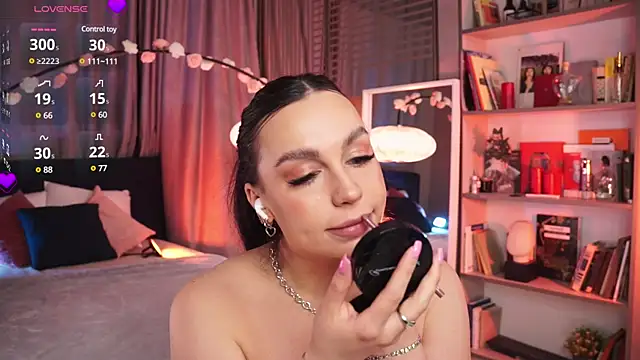 LunaNight online show from 03/03/25, 08:21