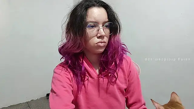 WandaDoll online show from 12/22/25, 12:13