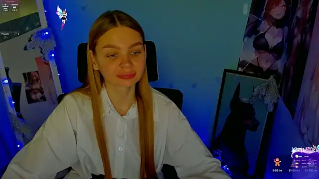 Snapshot of Molly_sweetie chatting on 12/18/24, 10:08 Molly sweetie online show from 12/18/24, 10:08
