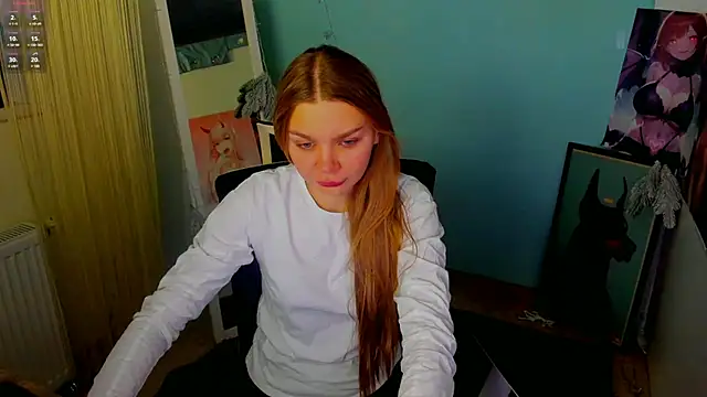Snapshot of Molly_sweetie chatting on 01/19/25, 07:36 Molly sweetie online show from 01/19/25, 07:36