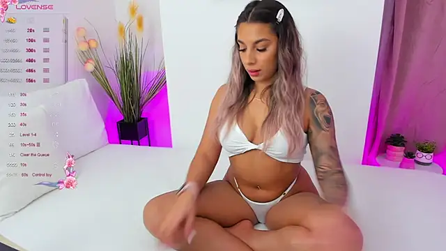 Brianna Wilson online show from 12/04/24, 06:39