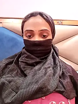 Snapshot of Yours-Bebo chatting on 01/24/25, 01:47 Yours-Bebo online show from 01/24/25, 01:47