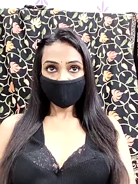 Snapshot of Yours-Bebo chatting on 03/05/25, 08:21 Yours-Bebo online show from 03/05/25, 08:21