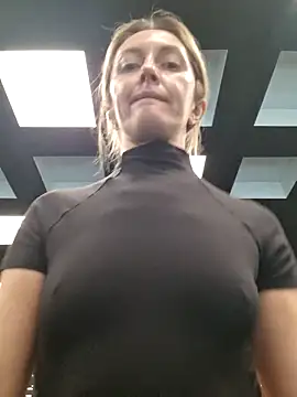 Miss    Mia  online show from 03/19/26, 11:25