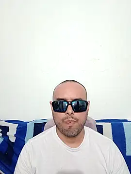 ElSunEagle online show from 05/15/26, 03:02