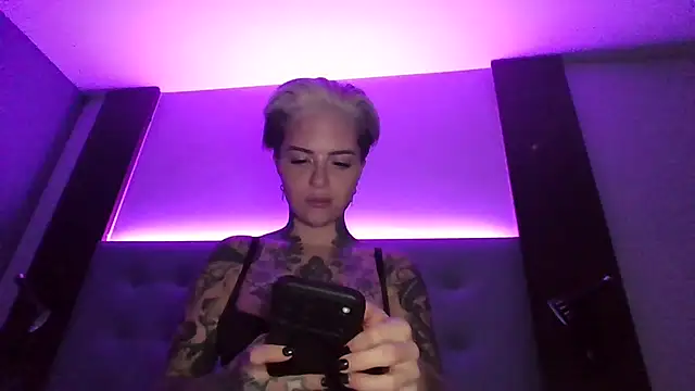 Snapshot of Rubyrichhxo chatting on 01/06/26, 05:55 Rubyrichhxo online show from 01/06/26, 05:55